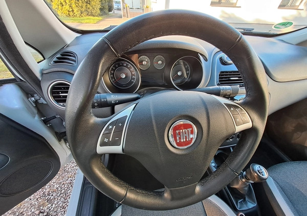 Fiat Punto Evo cena 22900 przebieg: 102484, rok produkcji 2013 z Poznań małe 254